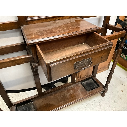 375 - EDWARDIAN OAK HALLSTAND WITH CENTRAL MIRROR OVER SINGLE DRAWER COMPLETE WITH DRIP TRAYS H80