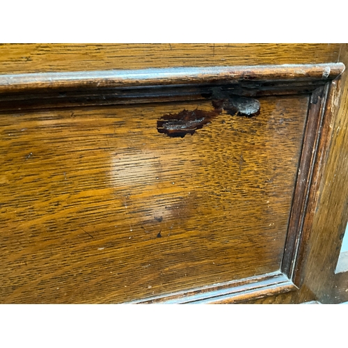 375 - EDWARDIAN OAK HALLSTAND WITH CENTRAL MIRROR OVER SINGLE DRAWER COMPLETE WITH DRIP TRAYS H80