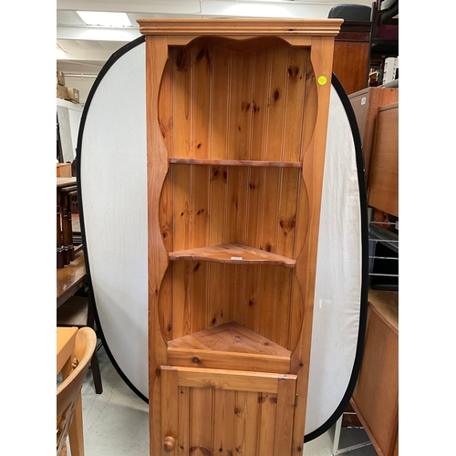 380 - MODERN PINE KITCHEN CORNER CABINET H72