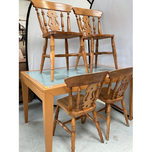 391 - MODERN GLASS TOPPED KITCHEN TABLE AND 4 FIDDLEBACK BEECH FARMHOUSE CHAIRS H29