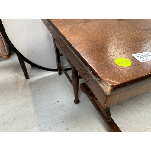 395 - REPRODUCTION OAK REFECTORY DINING TABLE AND 4 MATCHING CHAIRS H30