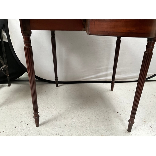 402 - GEORGE III MAHOGANY FOLDING TOPPED TEA TABLE ON REEDED LEGS H28