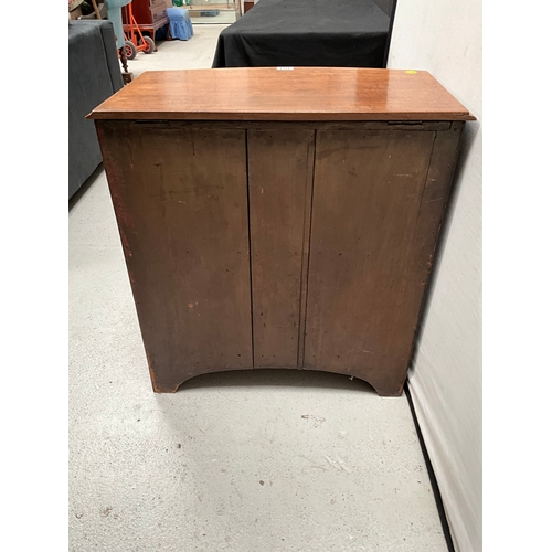 404 - GEORGIAN MAHOGANY BOW FRONTED IMITATION CHEST OF DRAWERS CONVERTED TO A DRINKS CABINET H29