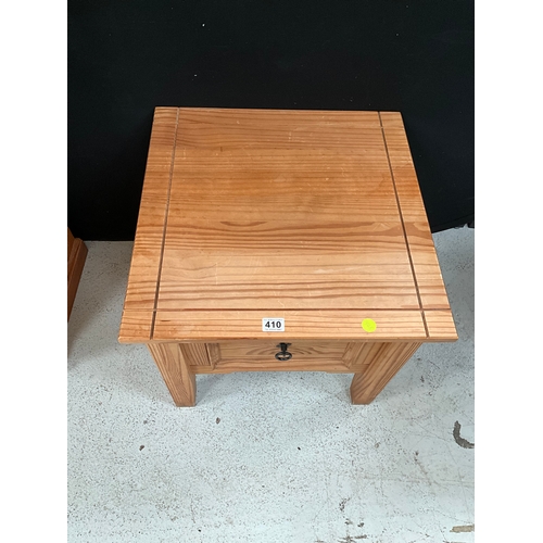 410 - MODERN PINE LAMP TABLE WITH DRAWER H21