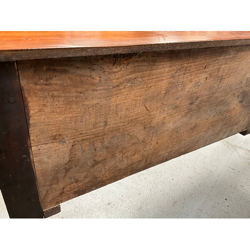 414 - GEORGIAN ELM 3 DRAWER DRESSING BASE H34