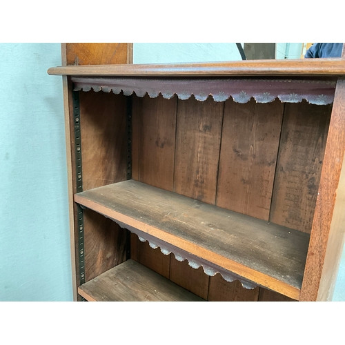 415 - VICTORIAN MAHOGANY OPEN BOOKCASE H52