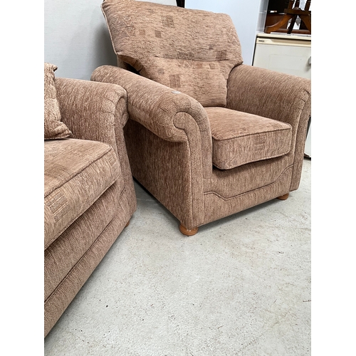 417 - BEIGE FABRIC 2 SEATER 3 PEICE SUITE