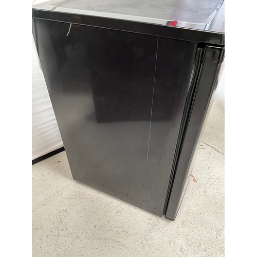 419 - BLACK STATESMEN UNDER COUNTER FRIDGE H33