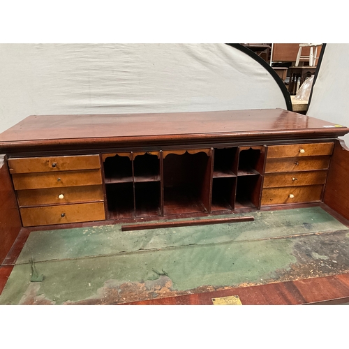 440 - VICTORIAN MAHOGANY SECRETAIRE BASE H41