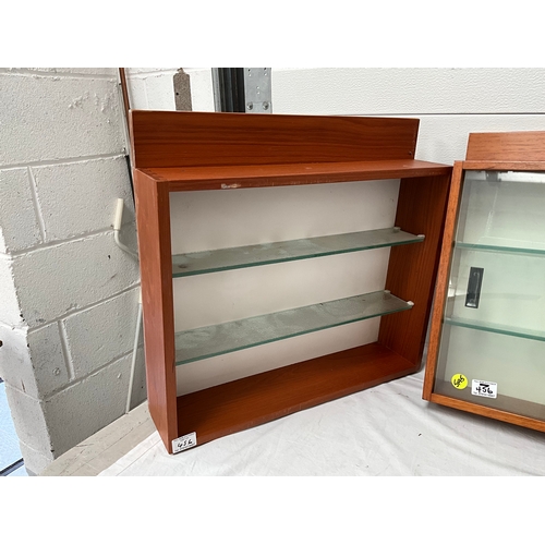 456 - 2 COLLECTORS WALL CABINETS
SMALL H20