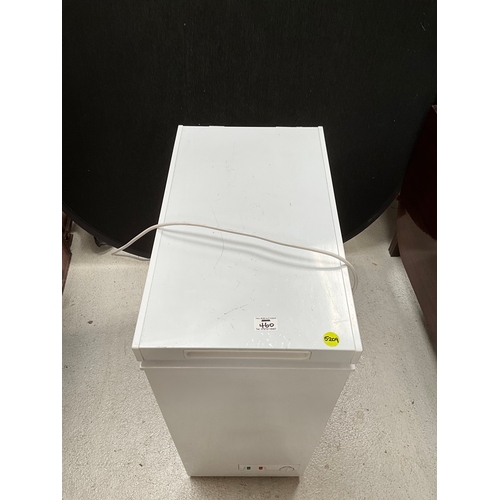 460 - ELECTRIC SLIMLINE CHEST FREEZER H33