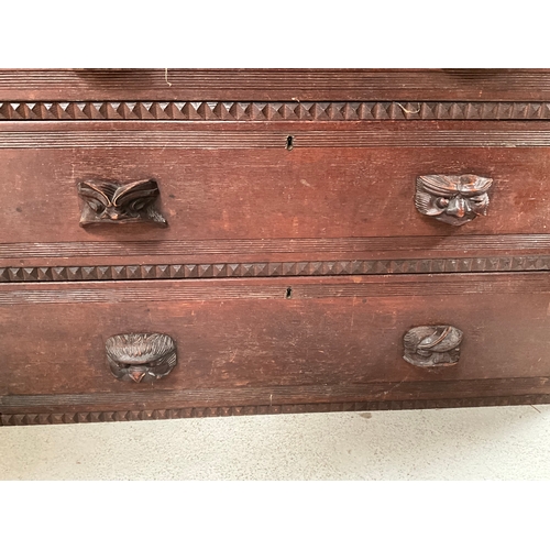 462 - EARLY OAK 2 OVER 3 CHEST OF DRAWERS WITH CARVED FACE DECORATIVE HANDLES H36