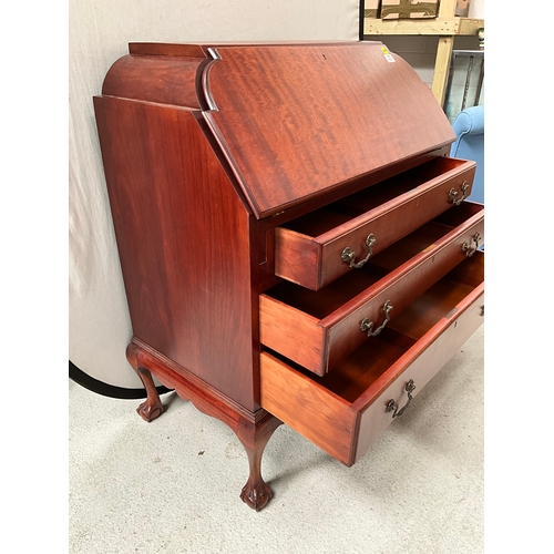 465 - GOOD QUALITY REPRODUCTION BUREAU WITH FITTED INTERIOR ON BALL AND CLAW FEET H40