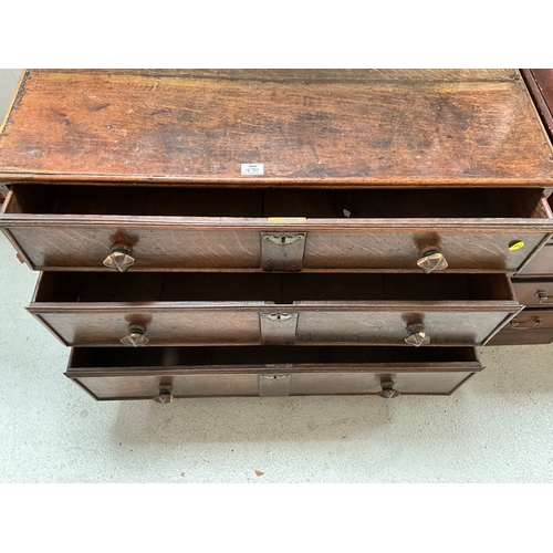 470 - EARLY OAK PERIOD 3 DRAWER CHEST H31