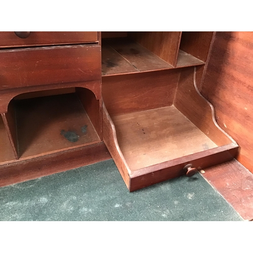 364 - VICTORIAN MAHOGANY SECRETAIRE BOOKCASE H88