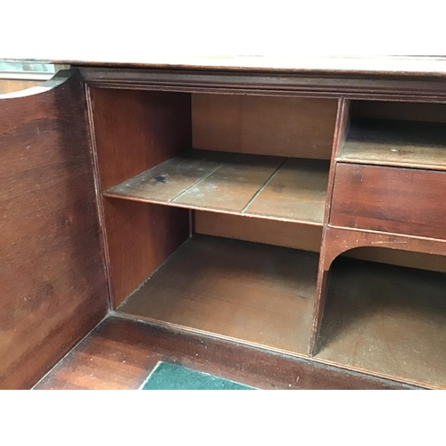 364 - VICTORIAN MAHOGANY SECRETAIRE BOOKCASE H88