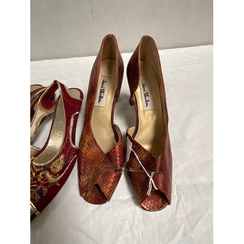 28 - *******lot withdrawn by vendor******CRATE OF VINTAGE SHOES, HANDBAGS ETC AND BOX OF EMBROIDERED AND ... 