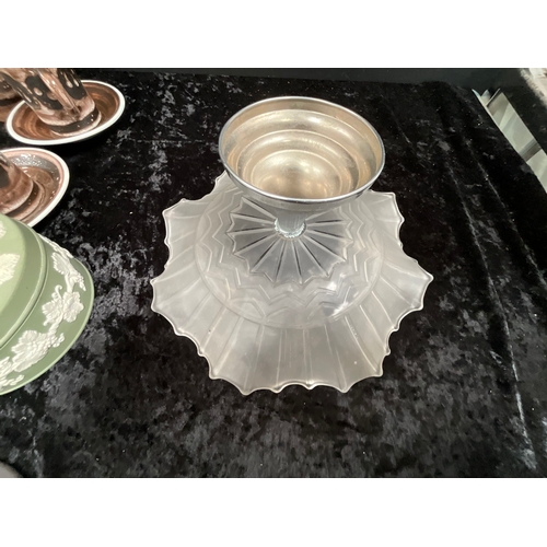 30 - *******lot withdrawn by vendor******CRATE OF POTTERY AND CHINA ITEMS AND 5 GLASS CAKE STANDS (ITEM 1... 