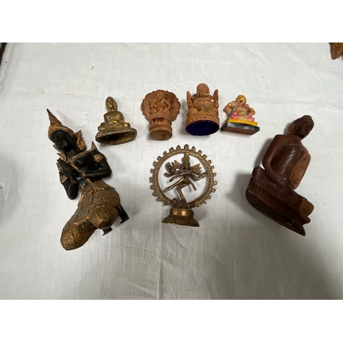 39 - *******lot withdrawn by vendor******BOX OF ORIENTAL FIGURES, BUDDHAS AND PAIR OF ORIENTAL WEIGHTED C... 