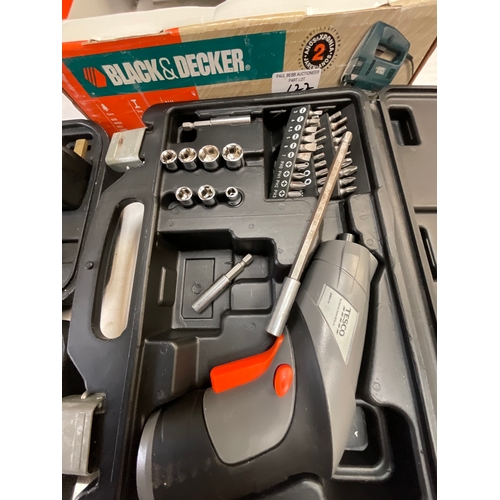 122 - 2 BATTERY SCREWDRIVERS, BLACK DECKER JIGSAW AND POWER MASTER EXTENSION LEAD