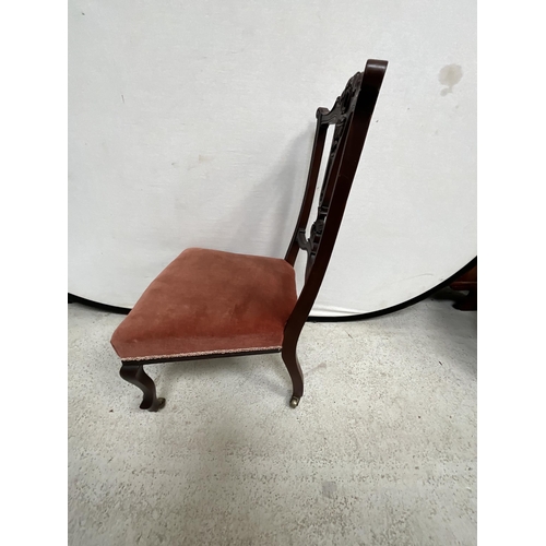 174 - EDWARDIAN MAHOGANY NURSING CHAIR WITH UPHOLSTERED SEAT ON ORIGINAL BRASS CASTORS - SEAT HEIGHT 13