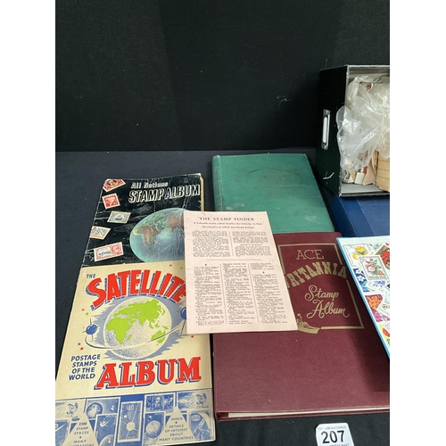 207 - COLLECTION OF VARIOUS POSTAGE STAMPS, LOOSE STAMPS AND ALBUMS