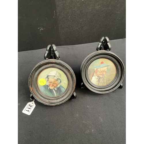 211 - PAIR OF 1902 CIRCULAR MINIATURE PORTRAITS DIA 6