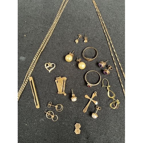 242 - MIXED LOT OF GOLD TO INCLUDE EARRINGS, CHARM, DRESS RING TOTAL WEIGHT 19.5G