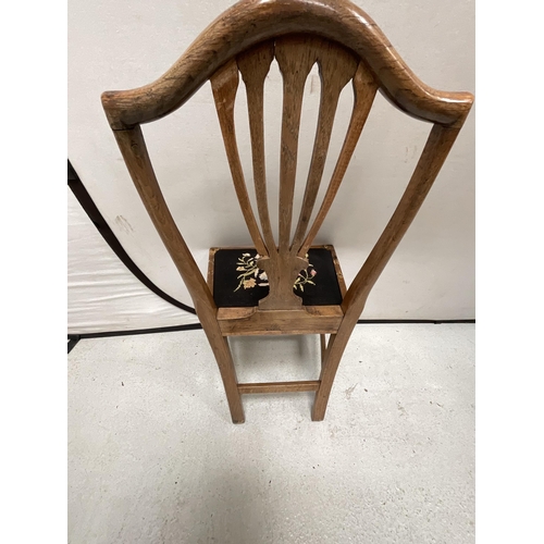 261 - PAIR OF GEORGIAN OAK DINING CHAIRS - 1 CHAIR IS A/F