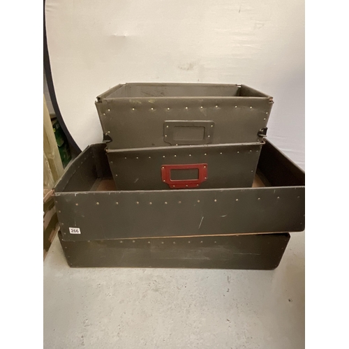 266 - 4 ARMY STYLE PACKAGING TRAYS/CRATES - LARGEST H15