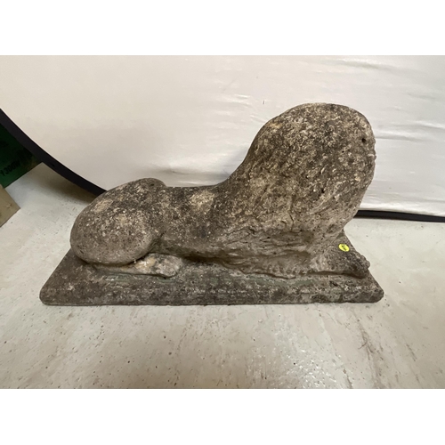 273 - PAIR OF CONCRETE GARDEN LION STATUES A/F H14