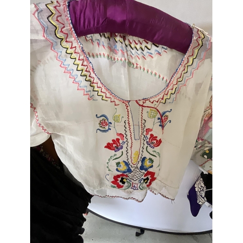 265D - *******lot withdrawn by vendor******QTY OF VINTAGE EMBROIDERED DRESSES, BLOUSES ETC