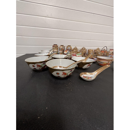 281 - *******lot withdrawn by vendor******2 BOXES OF ORIENTAL CHINA TO INCLUDE PART TEA SETS (ITEM 118,119... 