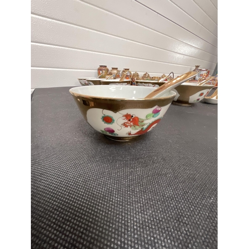 281 - *******lot withdrawn by vendor******2 BOXES OF ORIENTAL CHINA TO INCLUDE PART TEA SETS (ITEM 118,119... 