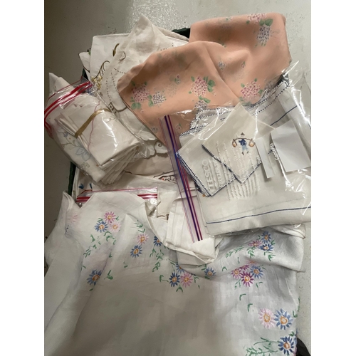 287 - *******lot withdrawn by vendor******4 BOXES OF VINTAGE LINEN, LACE AND EMBROIDERED ITEMS, QUILTS, CU... 