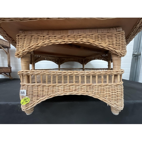 288 - *******lot withdrawn by vendor******VINTAGE WICKER HEXAGON SHAPED COFFEE TABLE (ITEM 167) H16