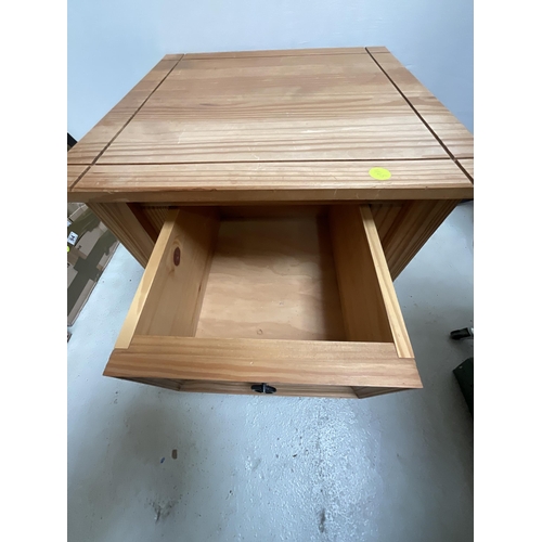 300 - MEXICAN PINE LAMP TABLE WITH DRAWER H21