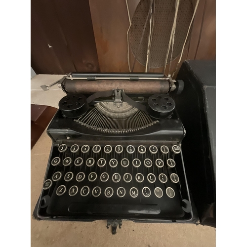 316 - VINTAGE TYPEWRITER AND ART DECO WALNUT VENEERED SPEAKER