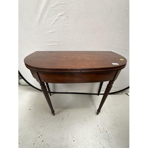 336 - GEORGE III MAHOGANY TEA TABLE ON REEDED LEGS H29