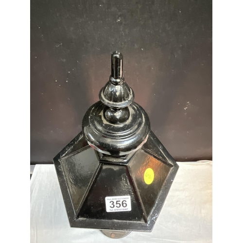 356 - REPRODUCTION METAL POST LAMP H19