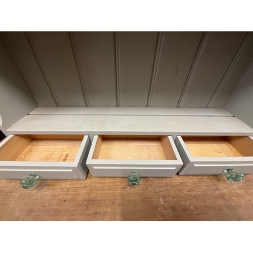 360 - *******lot withdrawn by vendor******GREY PIANTED WALL RACK WITH 3 DRAWERS TO BASE H32