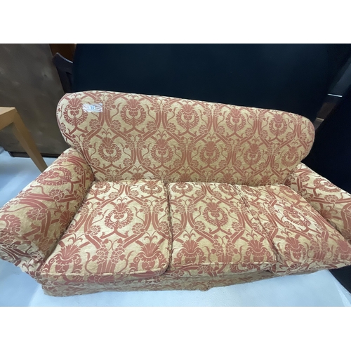 372 - TERRCOTTA FLORAL DESIGN 3 SEATER SOFA H37