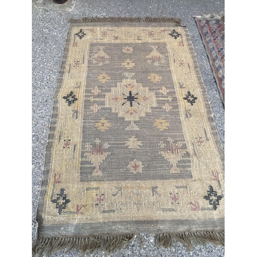 381 - *******lot withdrawn by vendor******5 VINTAGE CARPETS A/F - LARGEST 80