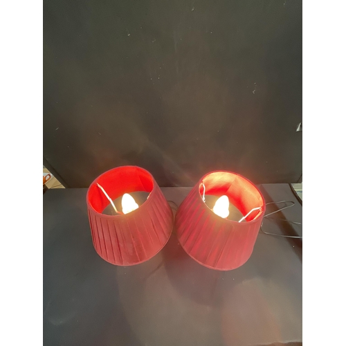 392 - 2 METAL BASED TABLE LAMPS COMPLETE WITH SHADES H14.5