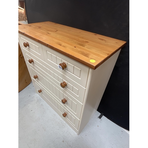 400 - MODERN PAINTED PINE 4 DRAWER BEDROOM CHEST H37.5