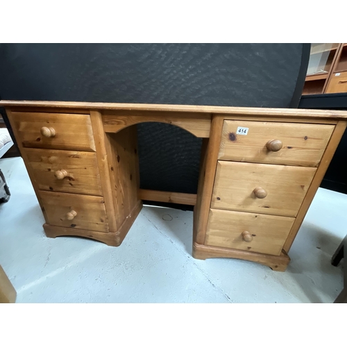 414 - MODERN PINE KNEEHOLE DESK/DRESSING TABLE H30