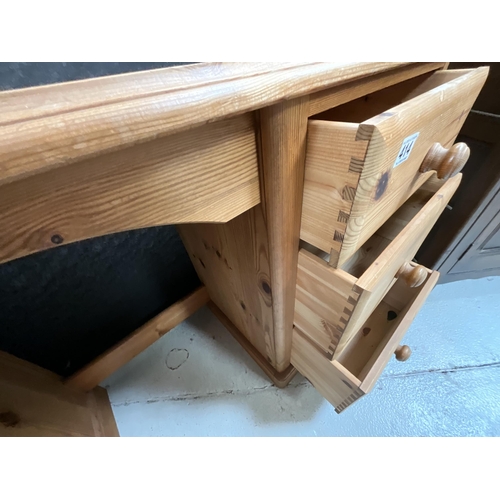 414 - MODERN PINE KNEEHOLE DESK/DRESSING TABLE H30