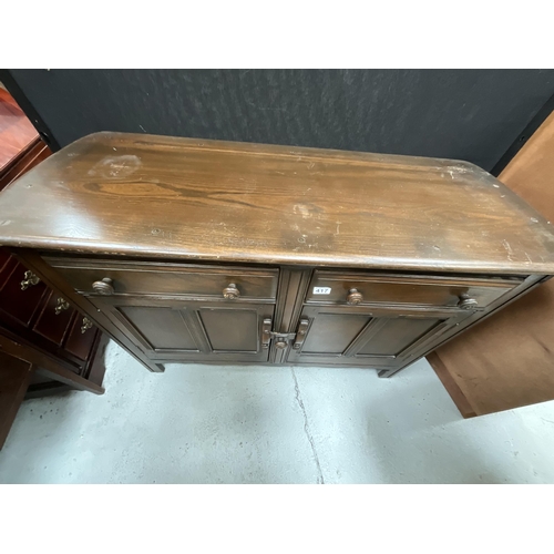 417 - DARK OAK PRIORY SIDEBOARD WITH 2 DRAWERS OVER 2 DOORS H33