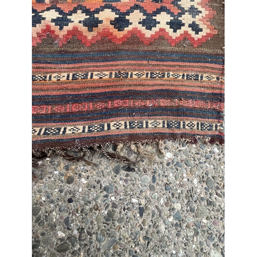 426 - *******lot withdrawn by vendor******4 VINTAGE CARPETS A/F
120