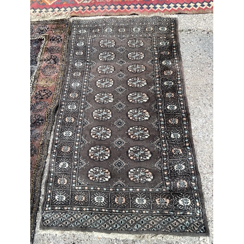 426 - *******lot withdrawn by vendor******4 VINTAGE CARPETS A/F
120